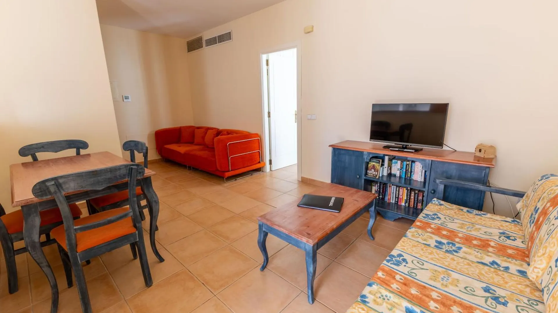 Cozy Apartment Near The Sea With Wifi And Pool Port de Pollenca
